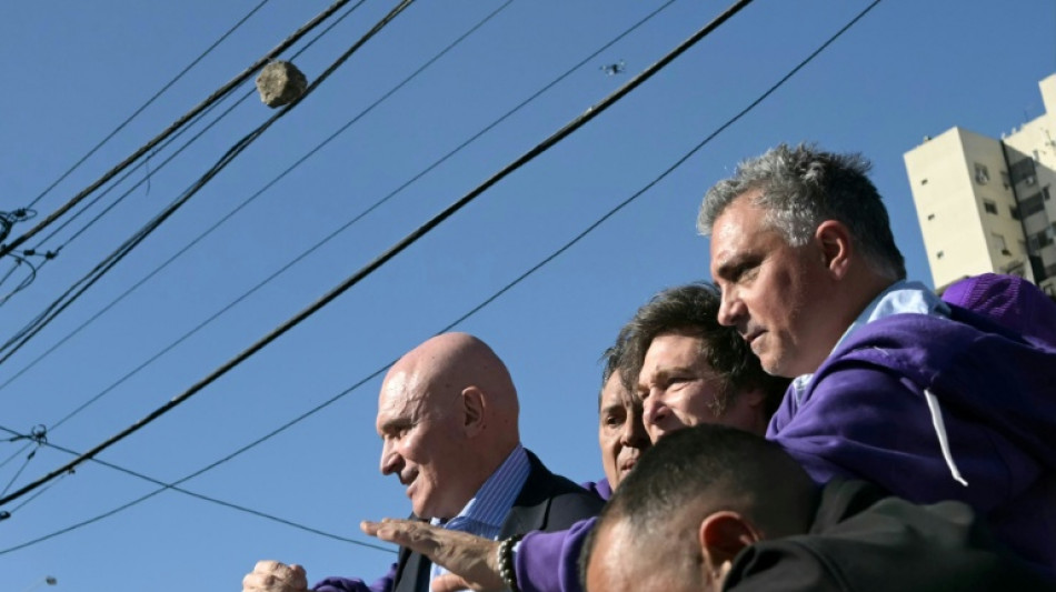 Ato de campanha de Milei termina com incidentes na Argentina