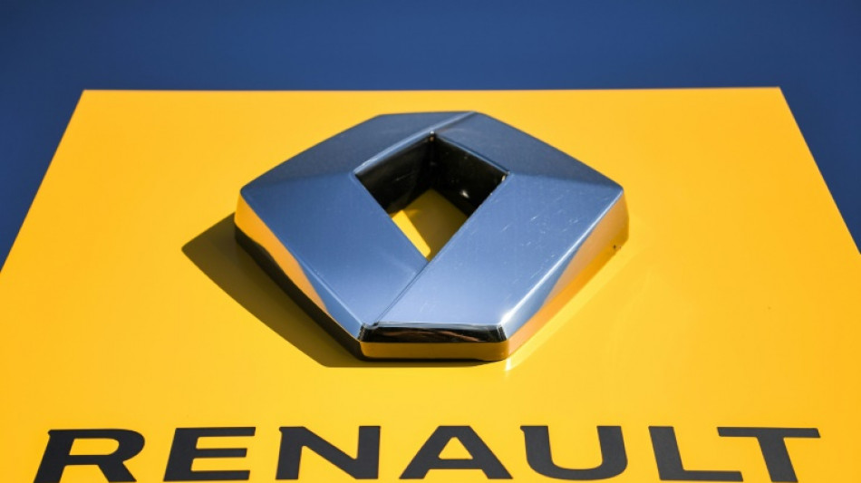 Ukraine: sur la sellette, Renault arr&ecirc;te son usine russe et r&eacute;examine sa filiale