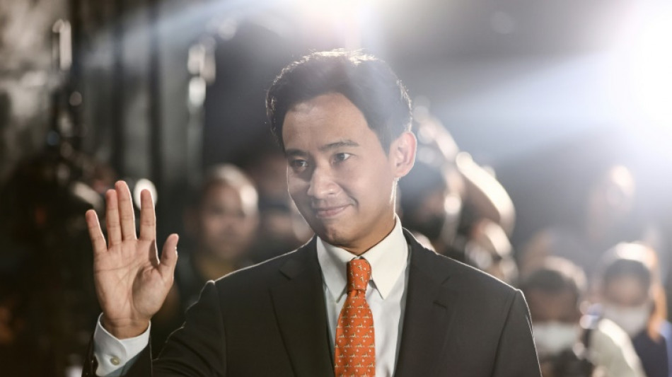 Oppositionschef Pita Limjaroenrat beansprucht Wahlsieg in Thailand 