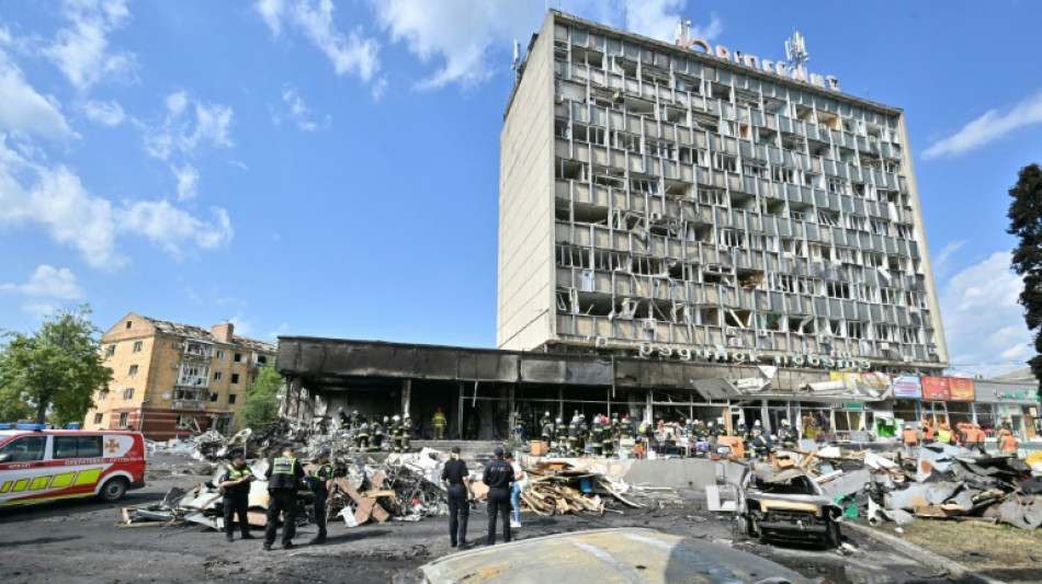 Ukraine: 23 morts dans de nouvelles frappes russes sur une ville, le chef de l'ONU "atterr&eacute;"