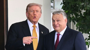 Trump concede isenção ao aliado húngaro Orbán para comprar petróleo russo