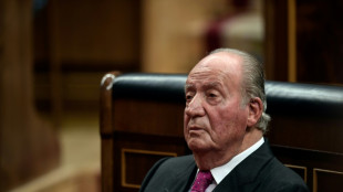 Juan Carlos I de Espa&ntilde;a, de "rey de la democracia" al exilio