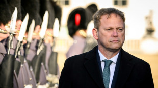 Reino Unido e EUA derrubam 21 drones e m&iacute;sseis disparados do I&ecirc;men