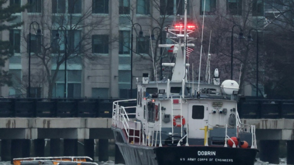 Seis muertos en accidente de helicóptero turístico en Nueva York