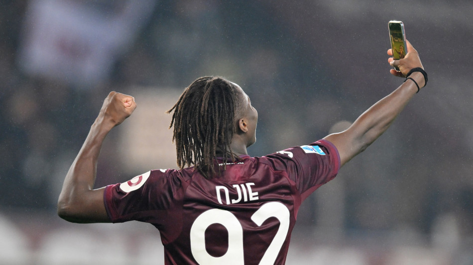 Calcio: gioia Njie, 'primo gol in A &egrave; emozione incredibile'