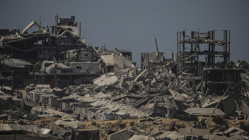 Al Jazeera, attacchi intensi su Gaza City, 25 morti dall'alba