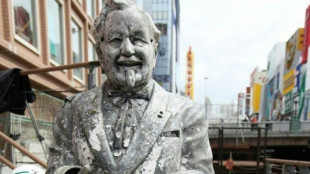 Fluch und Segen: F&uuml;r japanisches Baseball-Team bedeutende Statue feierlich entsorgt