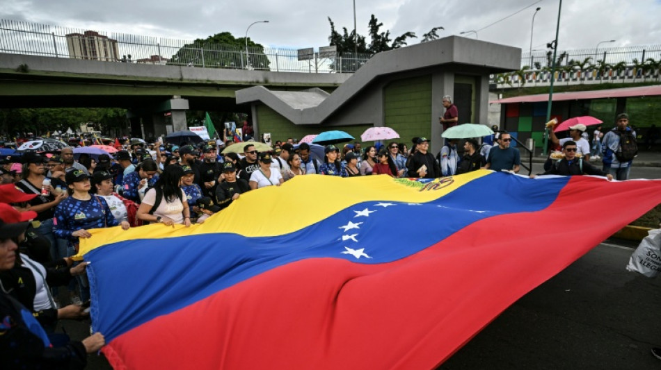 Policial acusado de 'trai&ccedil;&atilde;o &agrave; p&aacute;tria' morre sob cust&oacute;dia na Venezuela