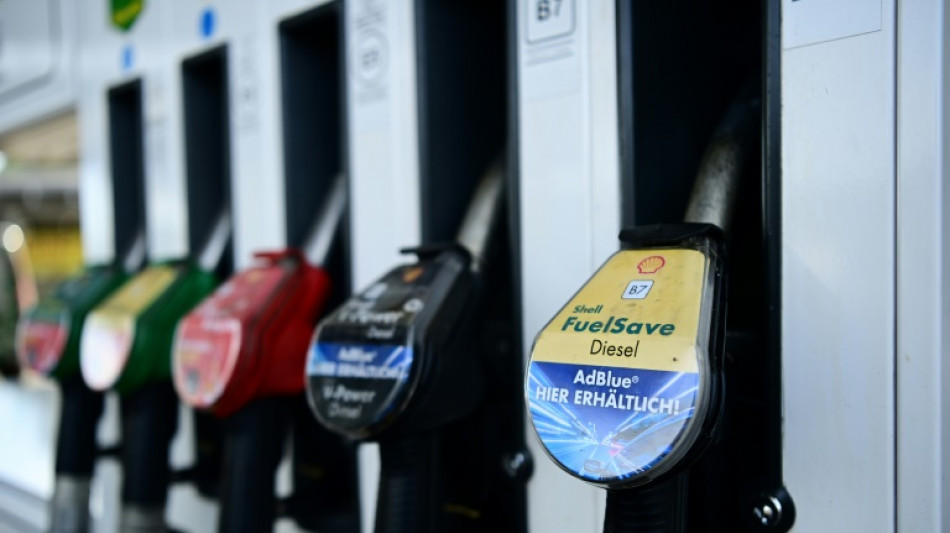 Kartellamt kritisiert h&auml;ufige Preisschwankungen an Tankstellen