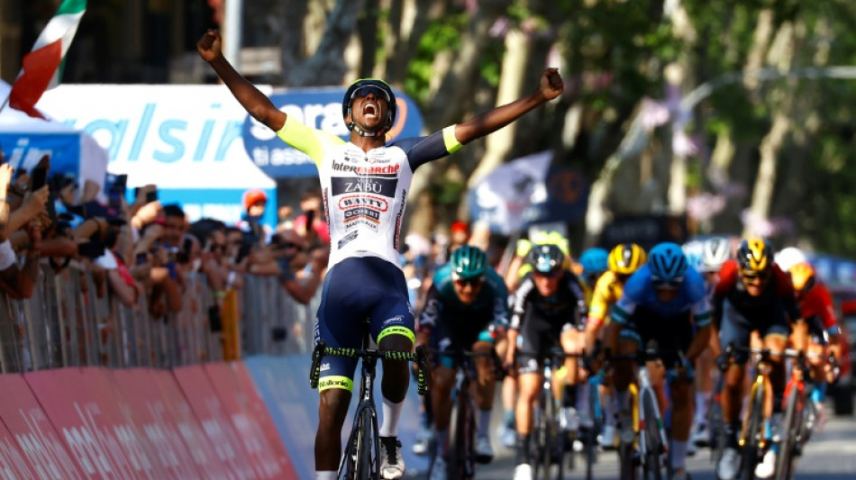 Tour d'Italie: l'Erythr&eacute;en Girmay vainqueur de la 10e &eacute;tape 