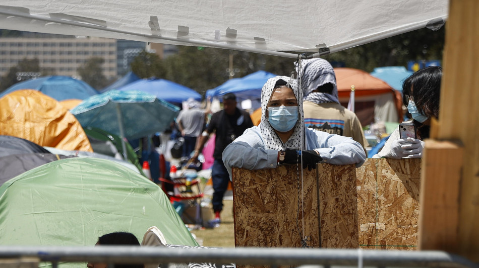Gaza: proiettili gomma su manifestanti universit&agrave; Arizona