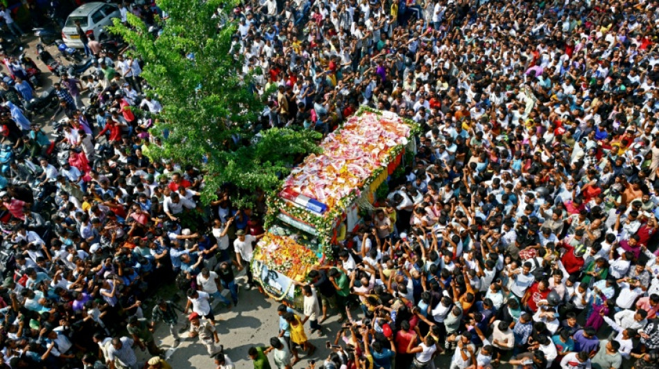 India bids tearful farewell to maverick musician