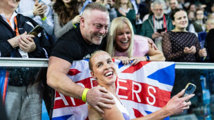 Record-setter Hodgkinson hopes 'fourth time lucky' at world indoors