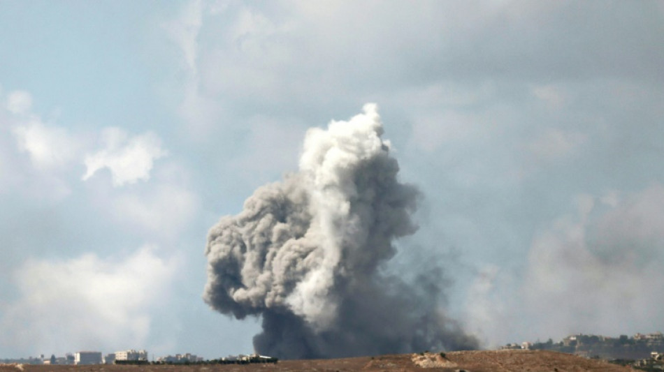Israel ataca alvos do Hezbollah no L&iacute;bano ap&oacute;s bombardeios que mataram quase 500