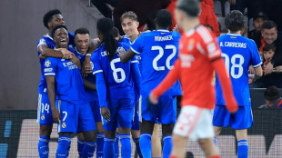 Sem Mourinho e Prestianni, bola retoma seu papel de protagonista no jogo Real Madrid-Benfica