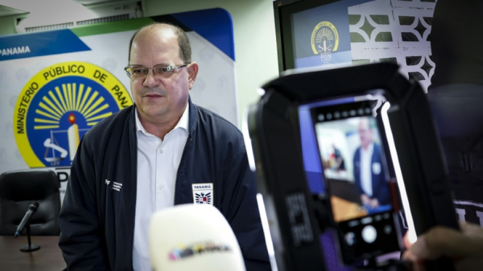 Foot: la Fifa suspend le pr&eacute;sident de la f&eacute;d&eacute;ration du Panama pour avoir trait&eacute; une joueuse de "grosse"