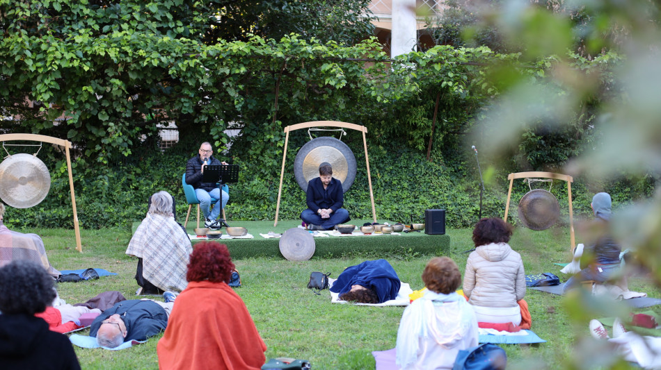 Il Concerto al buio di Teardo d&agrave; il via a Torino Spiritualit&agrave;