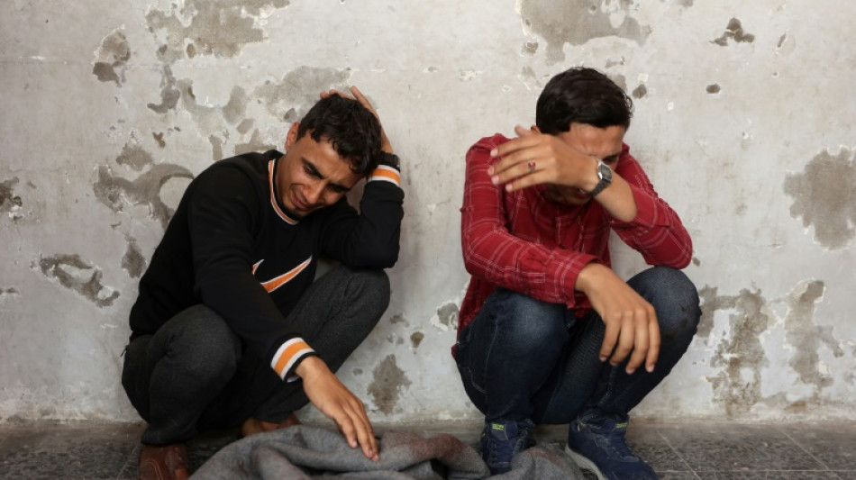 Los servicios de emergencia en Gaza advierten que est&aacute;n al bordo de la par&aacute;lisis