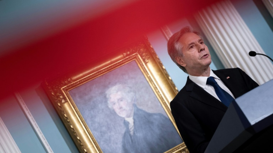 Blinken diz que China pretende ser 'pot&ecirc;ncia dominante' no mundo