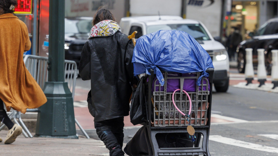 Confcommercio, indice di povert&agrave; ai massimi da inizio anno