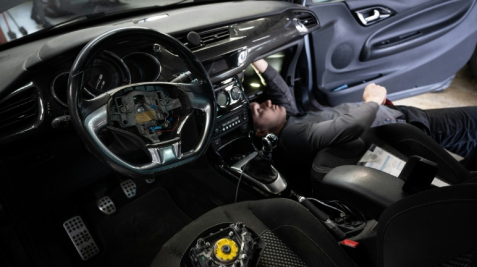 Airbags Takata: le gouvernement ordonne l'immobilisation de 800.000 véhicules supplémentaires