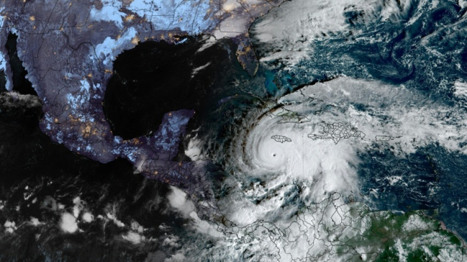 El hurac&aacute;n Melissa amenaza Jamaica con vientos de hasta 270 km/h