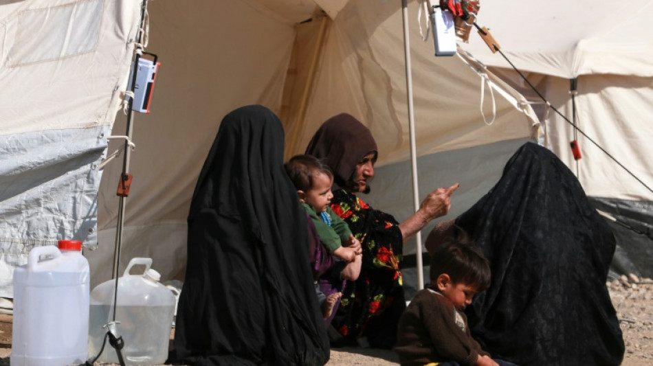 Sobreviventes de terremotos no Afeganist&atilde;o n&atilde;o querem retornar para &aacute;reas afetadas