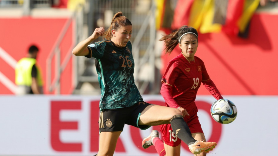 Z&auml;hes WM-Casting: DFB-Frauen besiegen Vietnam 2:1