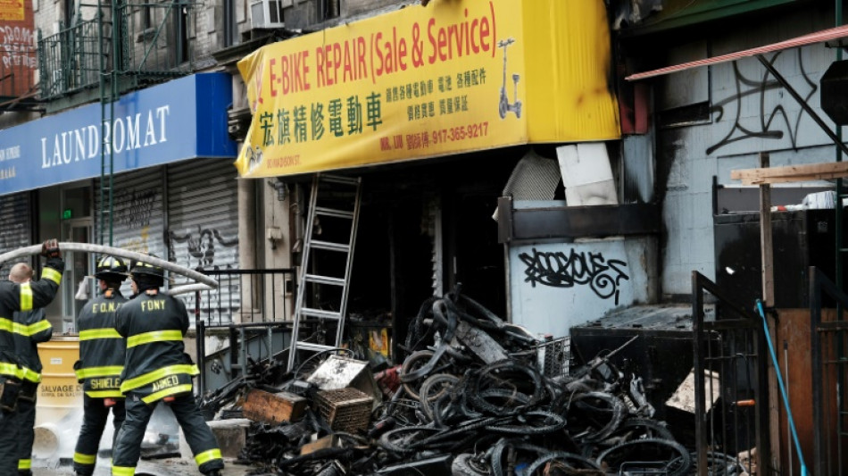 Inc&ecirc;ndio em oficina de bicicletas el&eacute;tricas deixa 4 mortos em Nova York