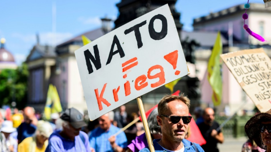 Verfassungsschutz: Extremisten instrumentalisieren Krieg und Inflation f&uuml;r ihre Zwecke 