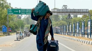 Kashmir attack unites political foes in India, Pakistan