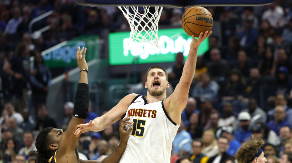 Nba: Jokic nella storia, chiude in tripla doppia di media