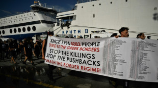 Cinco migrantes morrem em dois naufr&aacute;gios na Gr&eacute;cia