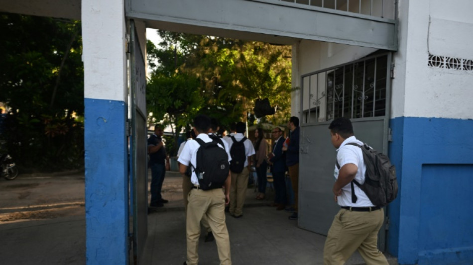 Novo código de disciplina escolar entra em vigor em El Salvador