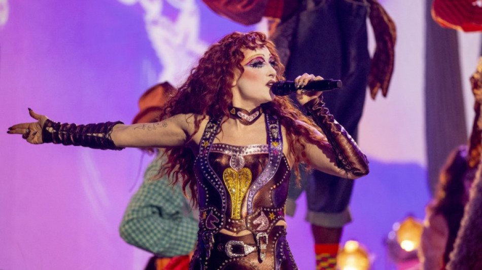Costumes drag et "Good luck, Babe!": l'extravagante Chappell Roan ouvre Rock en Seine