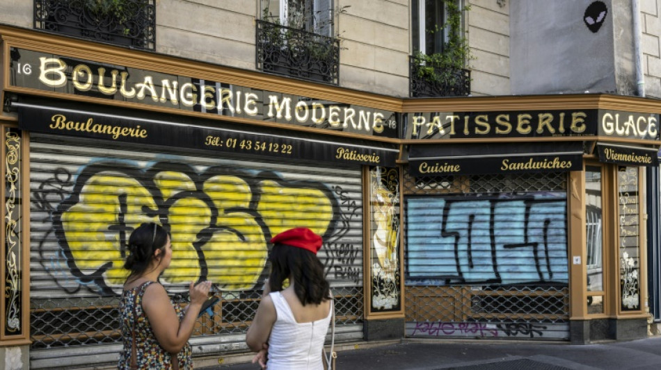 1er-mai: sénateurs et gouvernement veulent assouplir les règles pour les boulangers et fleuristes