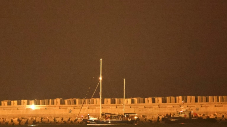 Le bateau pour Gaza arraisonn&eacute; par Isra&euml;l arriv&eacute; au port d'Ashdod