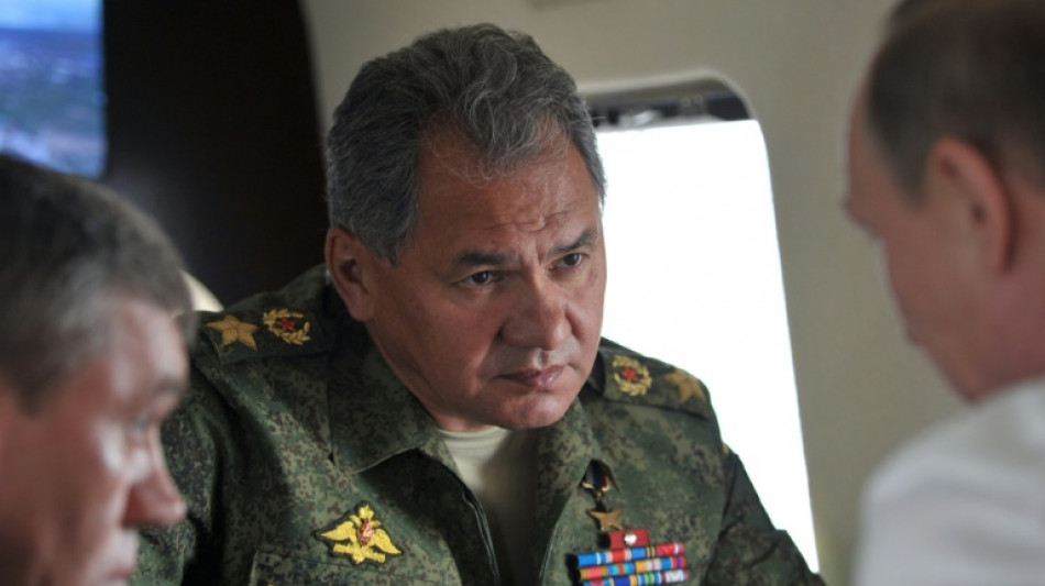 Ministro da Defesa russo chega ao Ir&atilde; para visita oficial