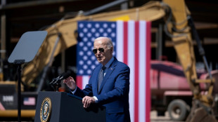 Biden, plet&oacute;rico con su ventaja en dinero frente a Donald, "el arruinado"