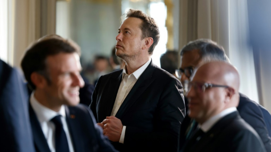 Multimilliard&auml;r Musk stellt Investitionen von Tesla in Frankreich in Aussicht
