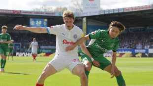 Machino macht Kiel Hoffnung: Spektakul&auml;rer Sieg gegen Gladbach