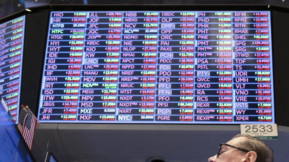 Wall Street apre negativa, Dj -0,46%, Nasdaq -0,38%