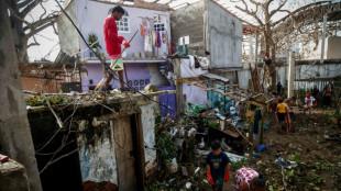 Acapulco luta para se recuperar ap&oacute;s passagem do furac&atilde;o Otis