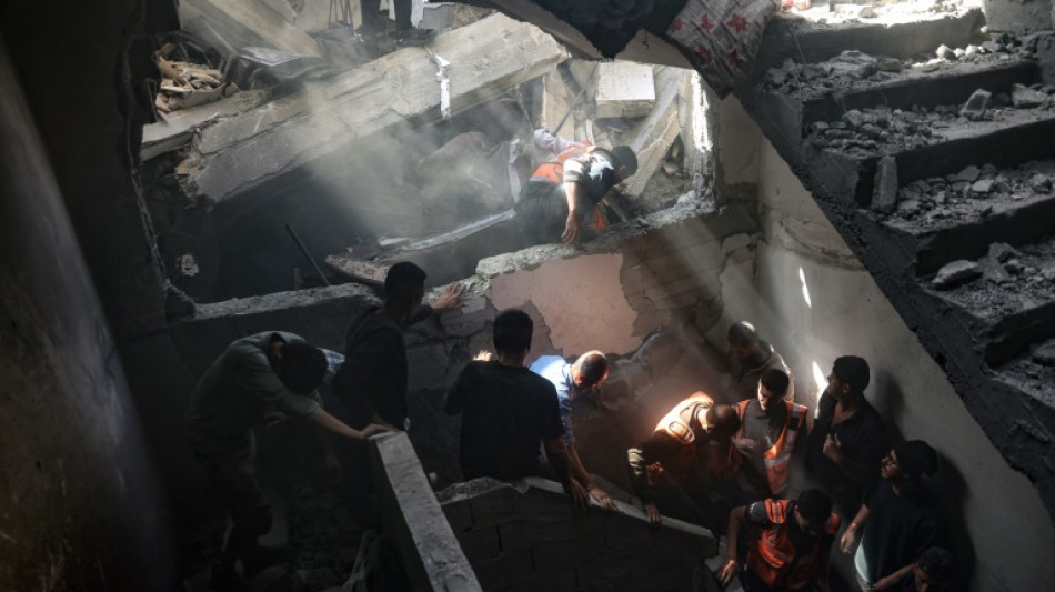 A Gaza, la Défense civile annonce dix morts dont sept enfants dans une frappe israélienne
