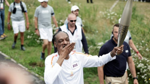US-Rapper Snoop Dogg als olympischer Fackeltr&auml;ger in Pariser Vorort bejubelt