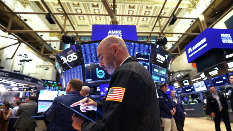 Wall Street termine en hausse, portée par l'emploi américain