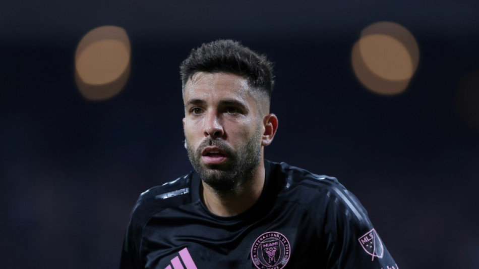 Jordi Alba anuncia que ir&aacute; se aposentar ao final da temporada com o Inter Miami