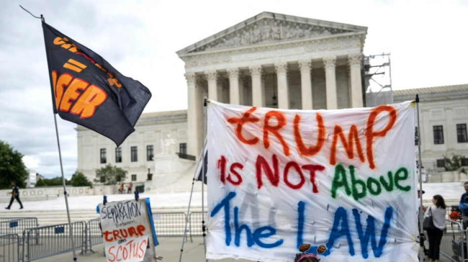 La Corte Suprema retrasa m&aacute;s el juicio federal de Trump