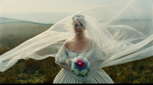 Elordi e Robbie, protagonisti di Cime tempestose, 'Serve pi&ugrave; amore nel mondo'