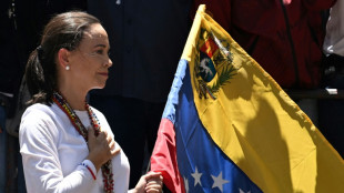 Maduro recibir&aacute; "salvoconductos" para dejar poder en Venezuela, garantiza l&iacute;der opositora